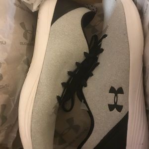 Under Armour Sneakers Size 9.5